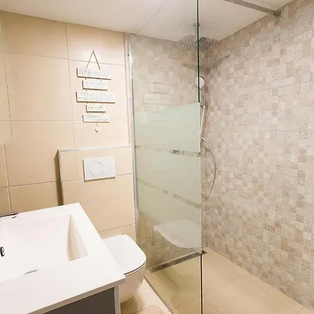 Aromatic Herbs Loft -new, Central & Parking * 류블랴나